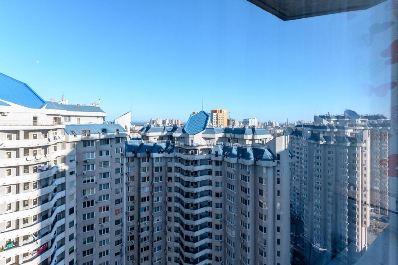 Happy Time Apartment Odesa Exterior photo